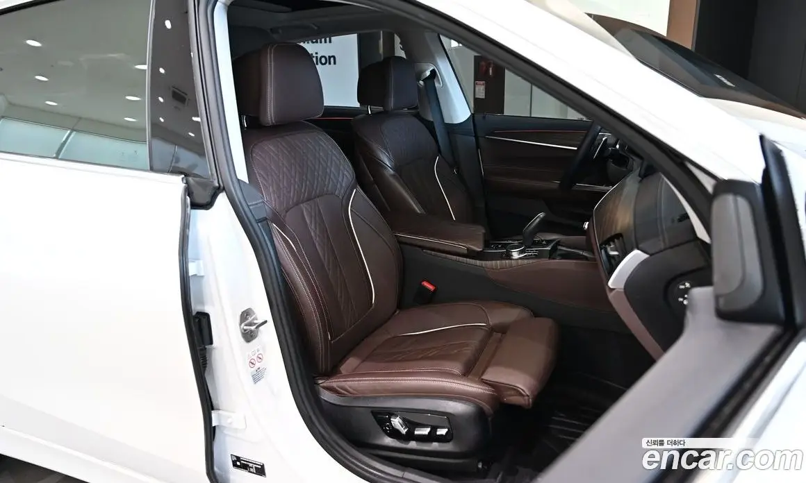 BMW 6 серия 2023 3.0 автомат (гидро), фото 13 BMW 6 серия 2023 3.0 автомат (гидро), фото 13