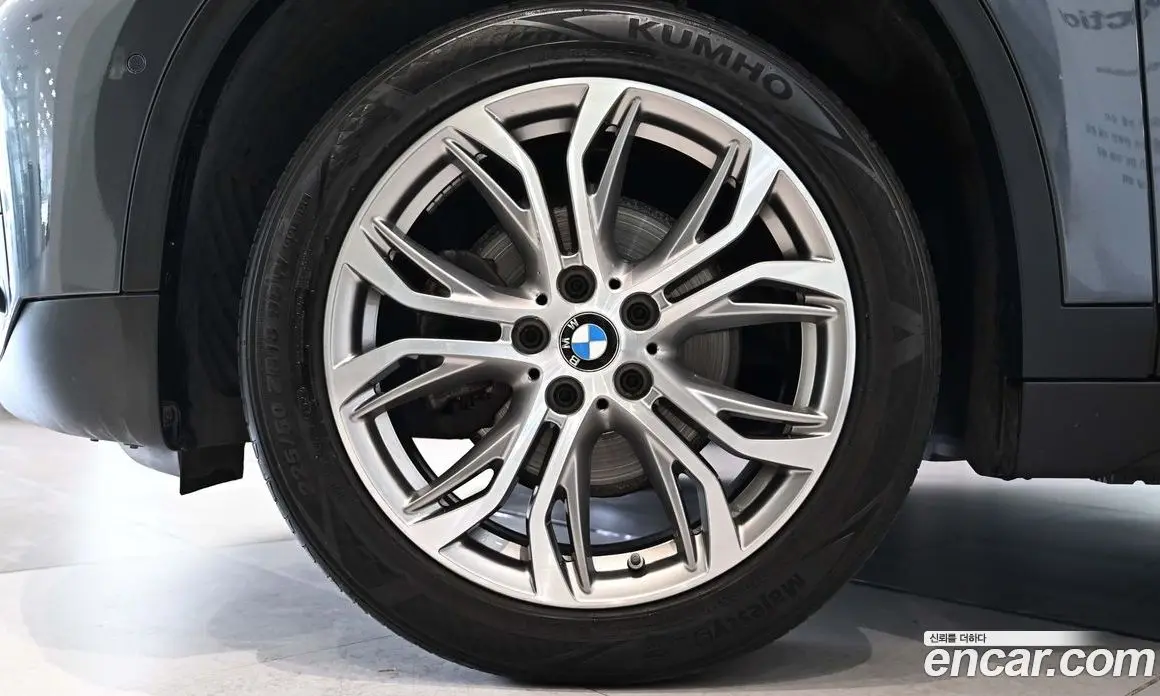 BMW X1 2019 2.0 автомат (гидро), фото 5 BMW X1 2019 2.0 автомат (гидро), фото 5