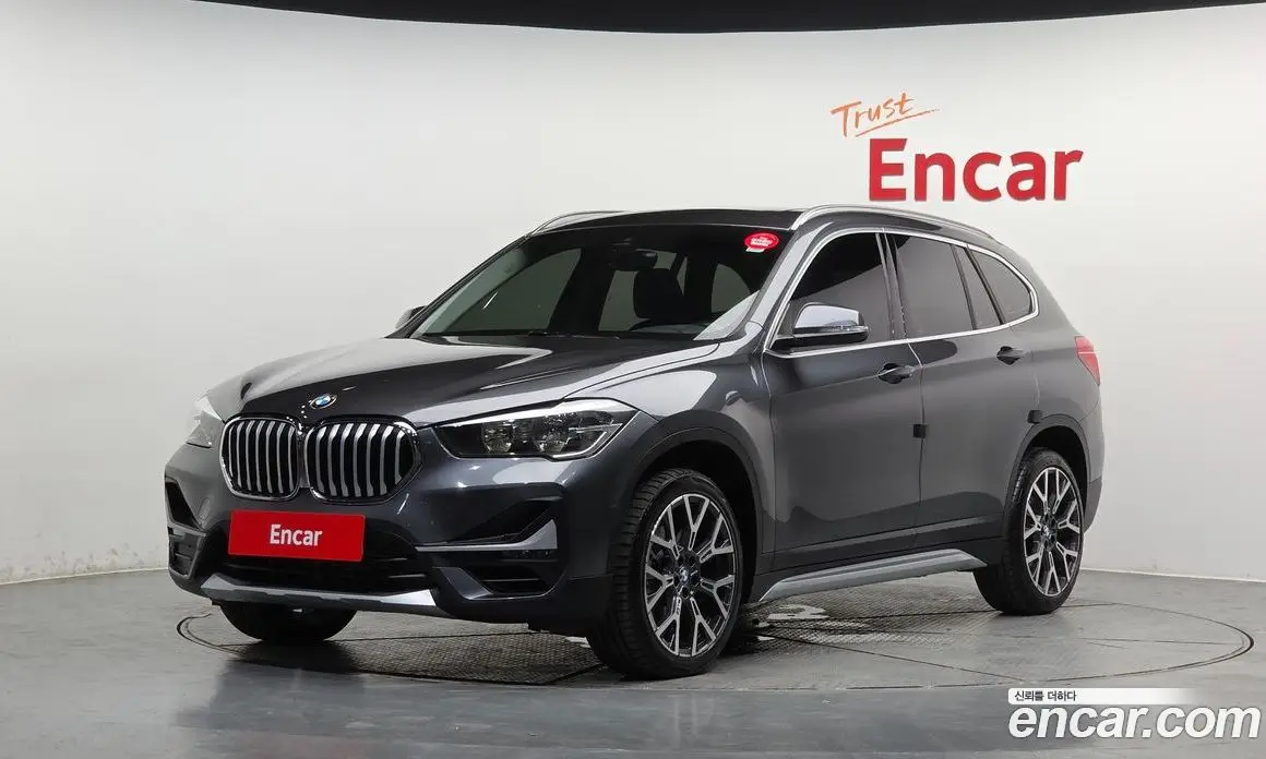 BMW X1 2022 2.0 автомат (гидро), фото 1 BMW X1 2022 2.0 автомат (гидро), фото 1