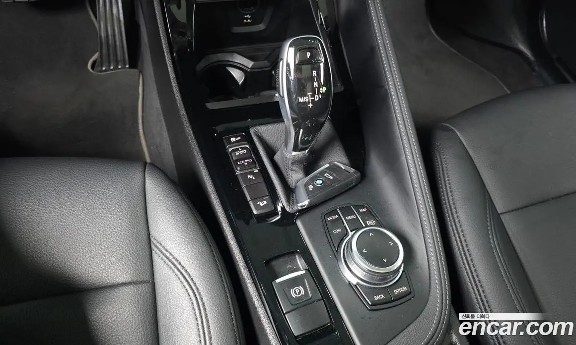 BMW X1 2022 2.0 автомат (гидро), фото 9 BMW X1 2022 2.0 автомат (гидро), фото 9