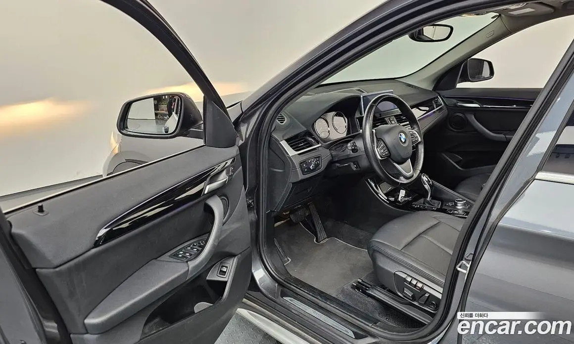 BMW X1 2022 2.0 автомат (гидро), фото 10 BMW X1 2022 2.0 автомат (гидро), фото 10