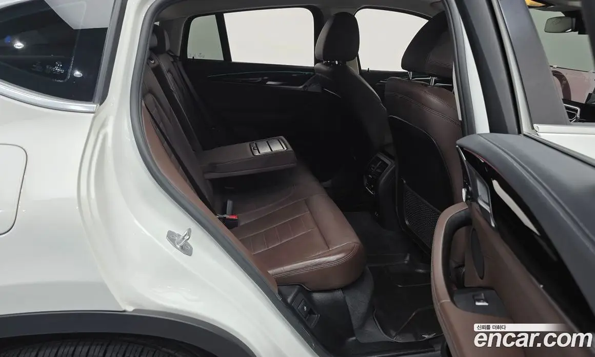 BMW X4 2022 2.0 автомат (гидро), фото 17