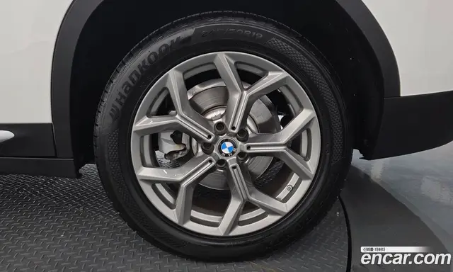 BMW X4 2022 2.0 автомат (гидро), миниатюра 7