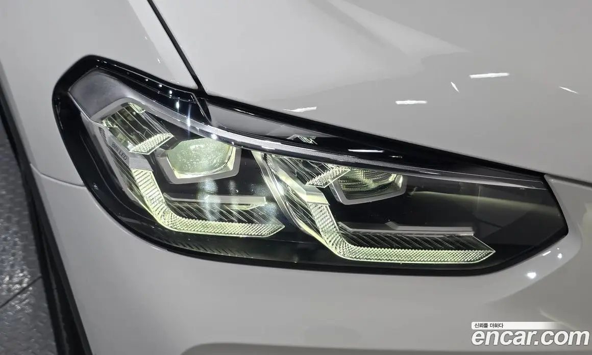 BMW X4 2022 2.0 автомат (гидро), фото 8