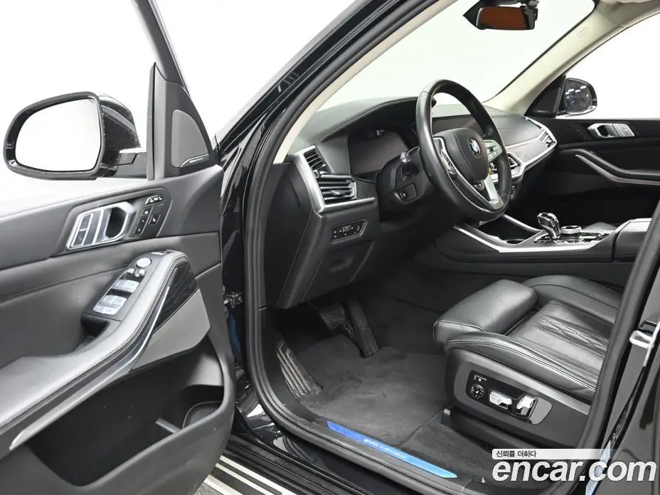 BMW X7 2021 3.0 автомат (гидро), фото 11