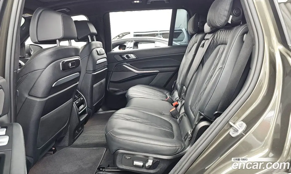 BMW X7 2025 3.0 автомат (гидро), фото 16 BMW X7 2025 3.0 автомат (гидро), фото 16