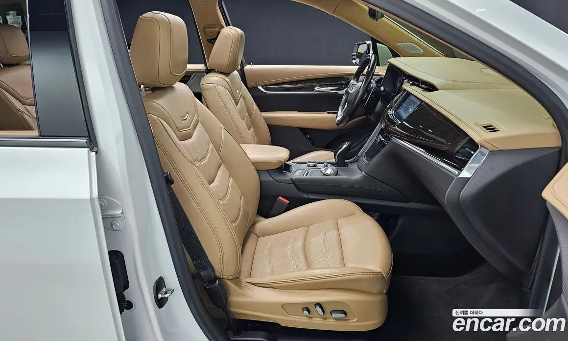 Cadillac XT6 2022 3.6 автомат (гидро), фото 17 Cadillac XT6 2022 3.6 автомат (гидро), фото 17