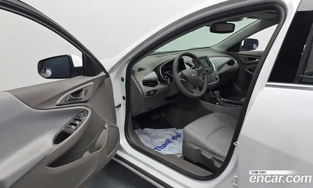 Chevrolet Malibu 2017 1.5 автомат (гидро), миниатюра 10 Chevrolet Malibu 2017 1.5 автомат (гидро), миниатюра 10