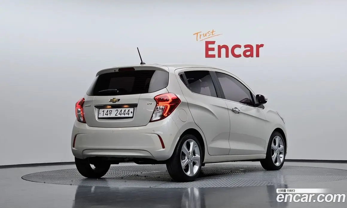 Chevrolet Spark 2017 1.0 механика, фото 2 Chevrolet Spark 2017 1.0 механика, фото 2