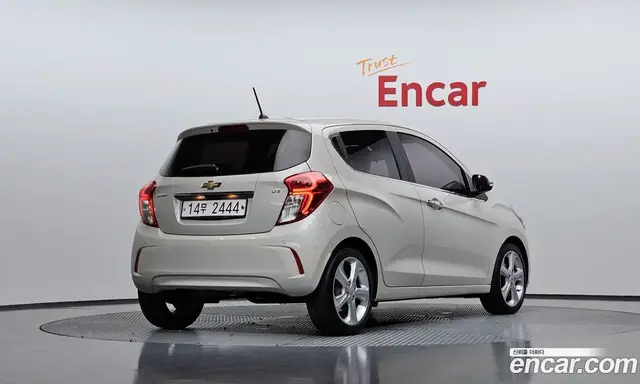 Chevrolet Spark 2017 1.0 механика, миниатюра 2 Chevrolet Spark 2017 1.0 механика, миниатюра 2