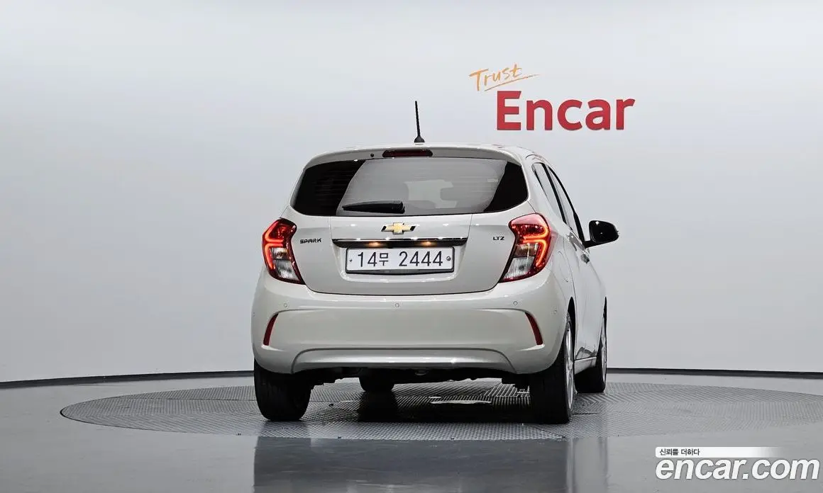 Chevrolet Spark 2017 1.0 механика, фото 4 Chevrolet Spark 2017 1.0 механика, фото 4