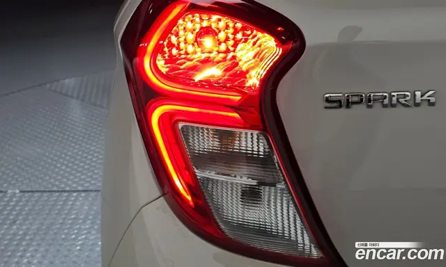 Chevrolet Spark 2017 1.0 механика, миниатюра 9 Chevrolet Spark 2017 1.0 механика, миниатюра 9