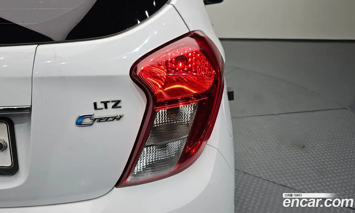 Chevrolet Spark 2017 1.0 автомат (гидро), фото 9 Chevrolet Spark 2017 1.0 автомат (гидро), фото 9