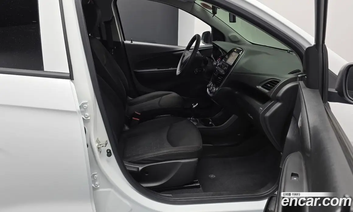Chevrolet Spark 2018 1.0 автомат (гидро), фото 18 Chevrolet Spark 2018 1.0 автомат (гидро), фото 18