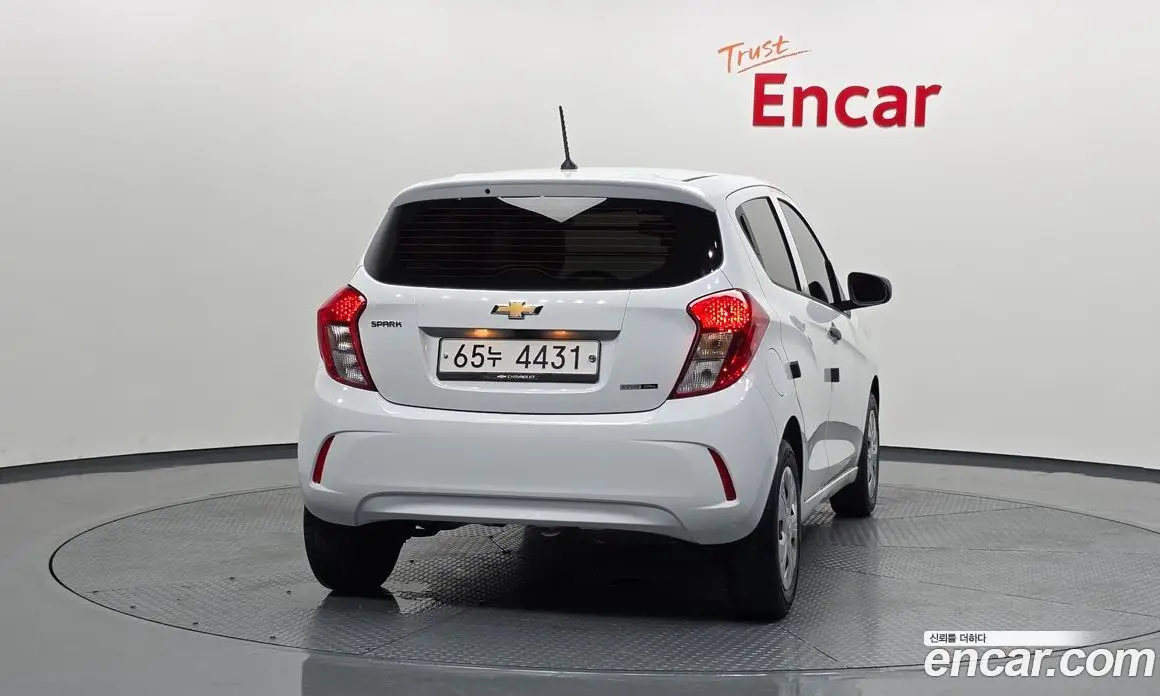 Chevrolet Spark 2018 1.0 автомат (гидро), фото 4 Chevrolet Spark 2018 1.0 автомат (гидро), фото 4