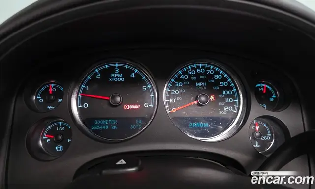 Chevrolet Surburban 2013 5.3 автомат (гидро), миниатюра 11 Chevrolet Surburban 2013 5.3 автомат (гидро), миниатюра 11