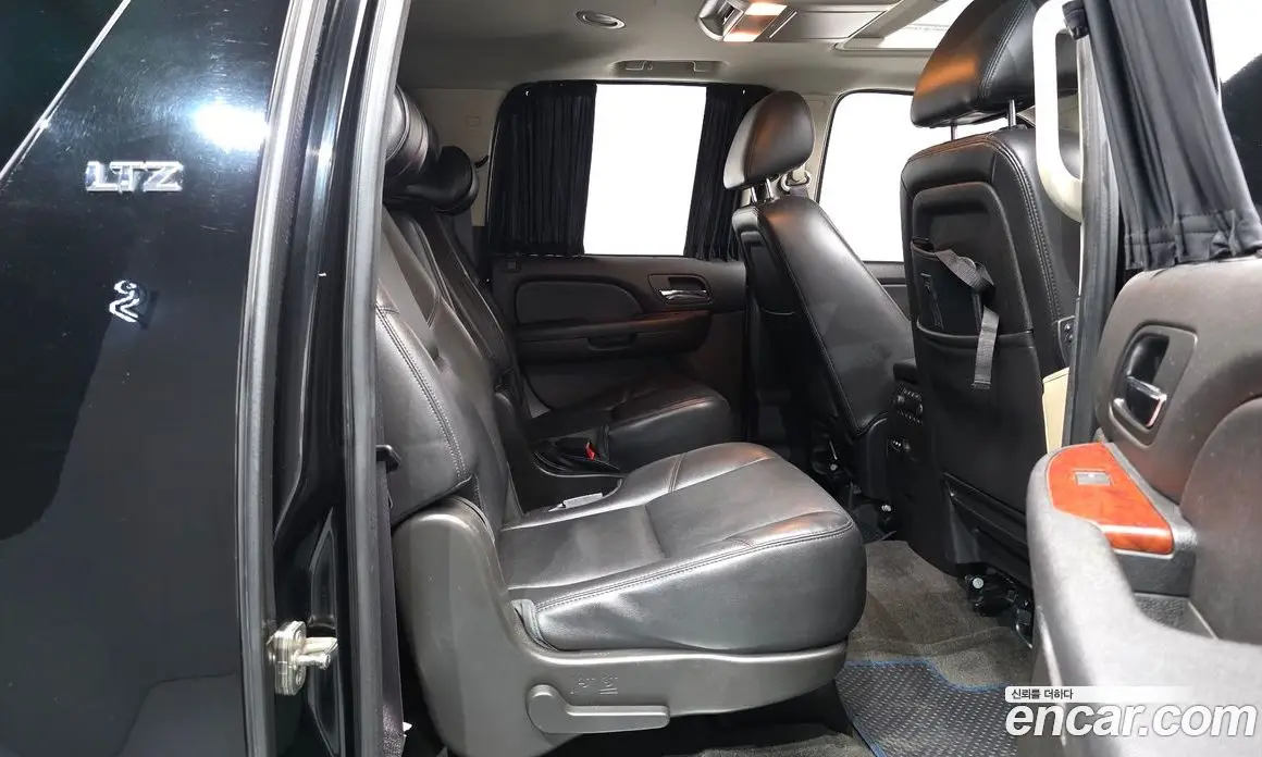 Chevrolet Surburban 2013 5.3 автомат (гидро), фото 17 Chevrolet Surburban 2013 5.3 автомат (гидро), фото 17