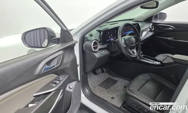 Chevrolet Trax 2023 1.2 автомат (гидро), миниатюра 11