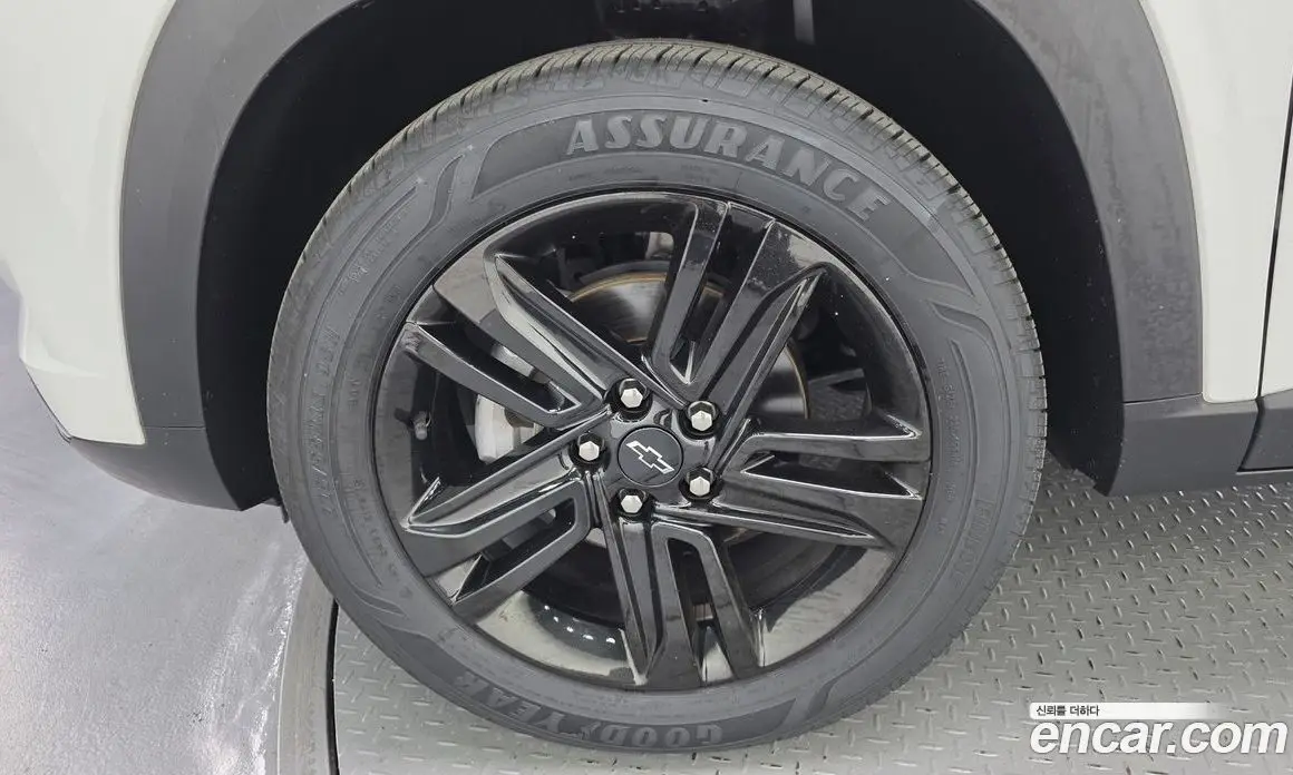 Chevrolet Trax 2023 1.2 автомат (гидро), фото 5