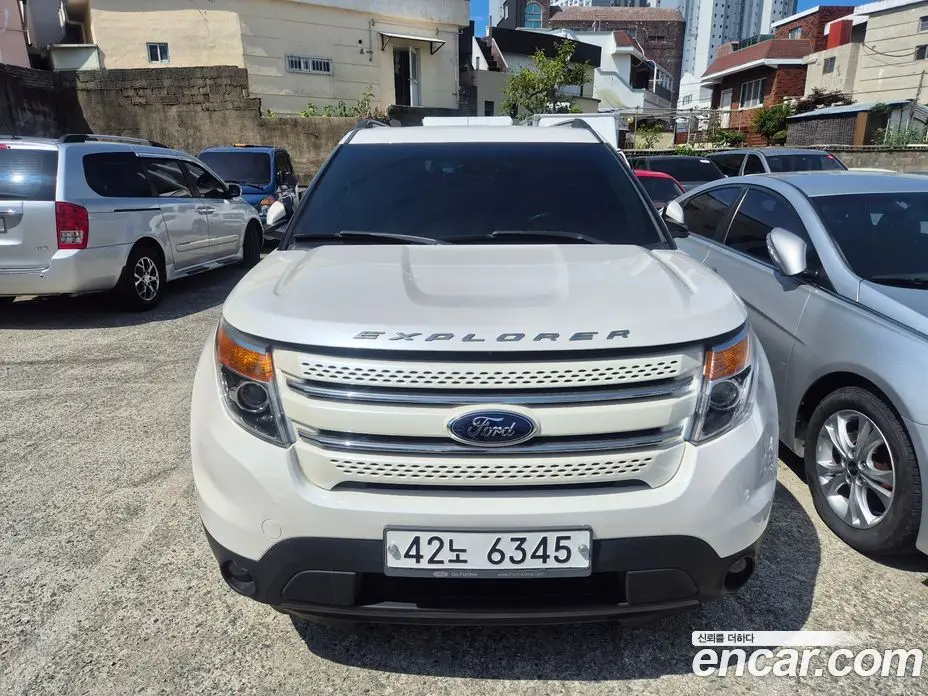 Ford Explorer 2013 3.5 автомат (гидро), фото 1 Ford Explorer 2013 3.5 автомат (гидро), фото 1