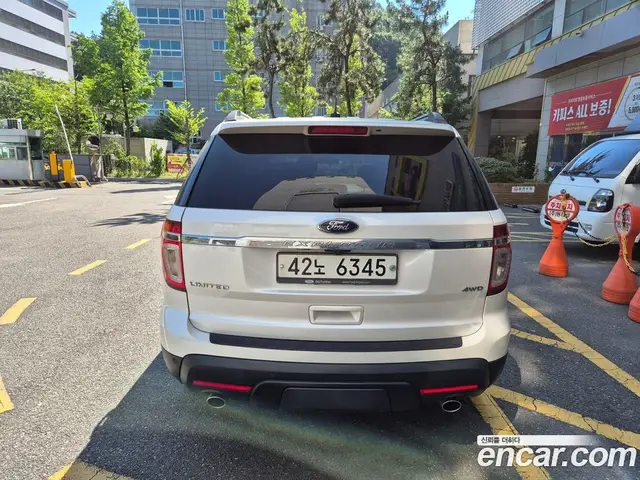 Ford Explorer 2013 3.5 автомат (гидро), миниатюра 3 Ford Explorer 2013 3.5 автомат (гидро), миниатюра 3