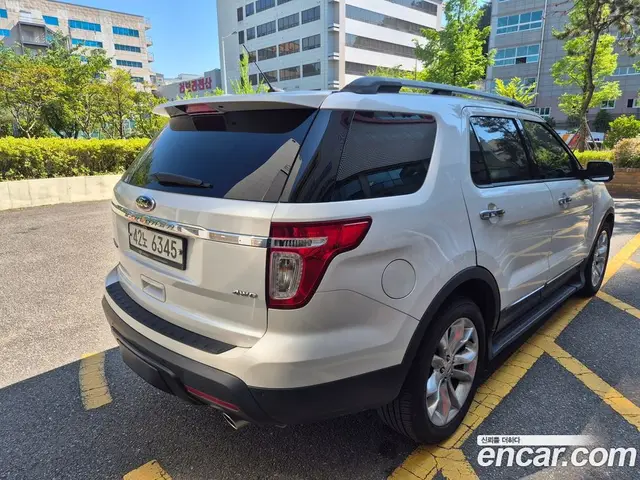 Ford Explorer 2013 3.5 автомат (гидро), миниатюра 4 Ford Explorer 2013 3.5 автомат (гидро), миниатюра 4