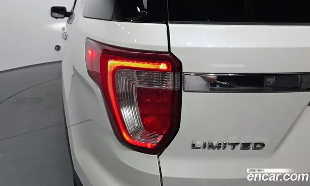 Ford Explorer 2018 3.5 автомат (гидро), миниатюра 9 Ford Explorer 2018 3.5 автомат (гидро), миниатюра 9