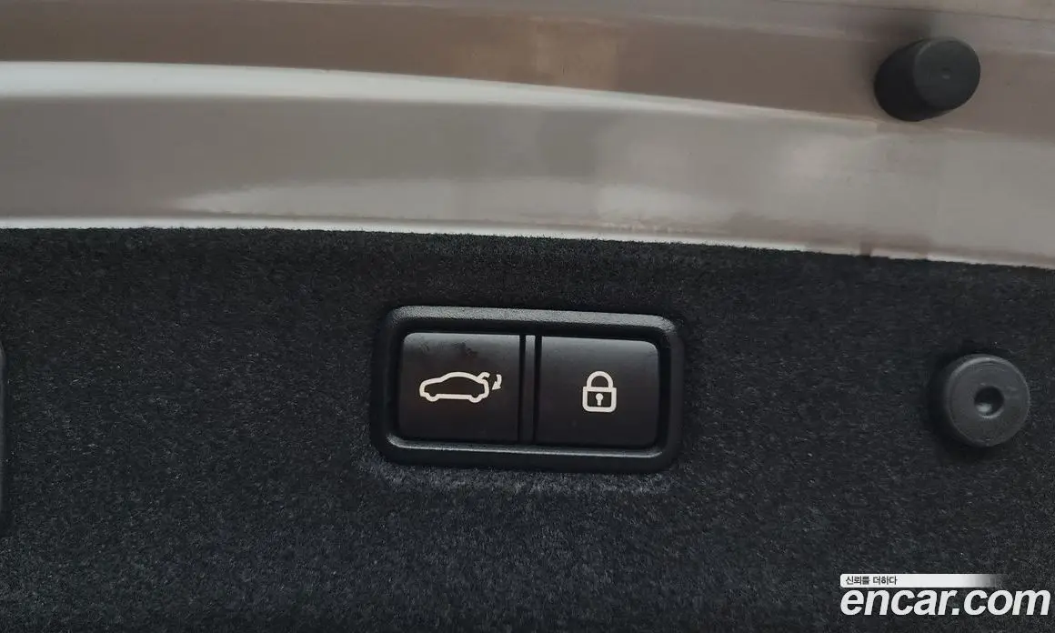Genesis G70 2019 2.0 автомат (гидро), фото 24 Genesis G70 2019 2.0 автомат (гидро), фото 24