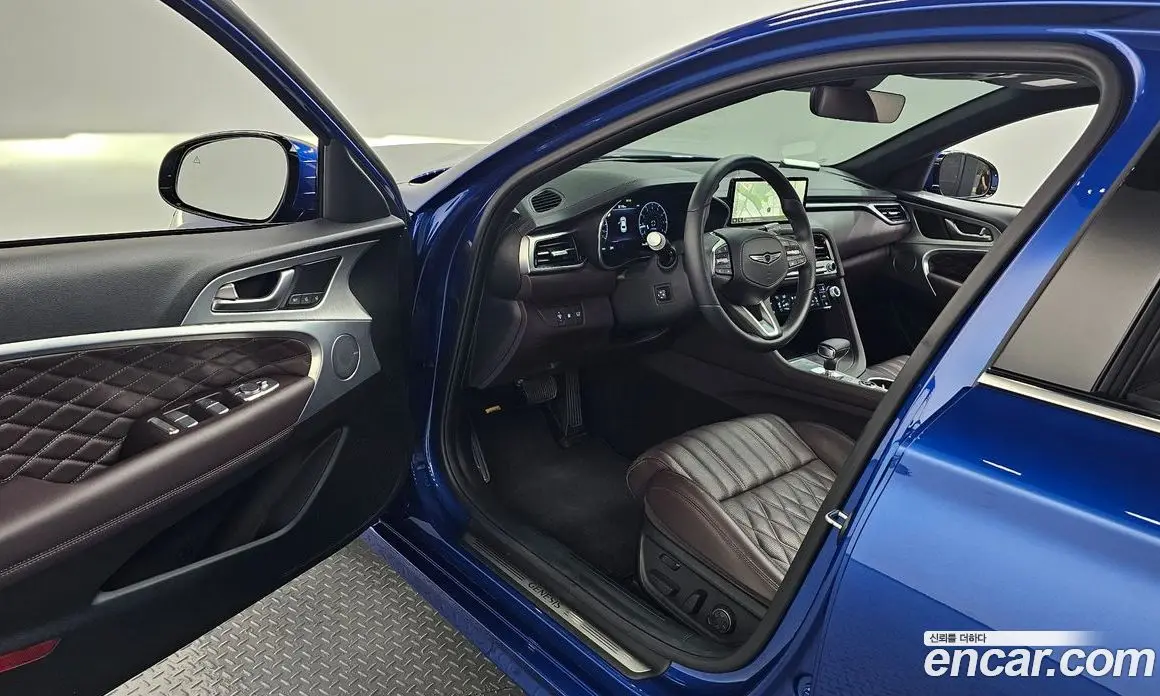 Genesis G70 2023 2.5 автомат (гидро), фото 10 Genesis G70 2023 2.5 автомат (гидро), фото 10