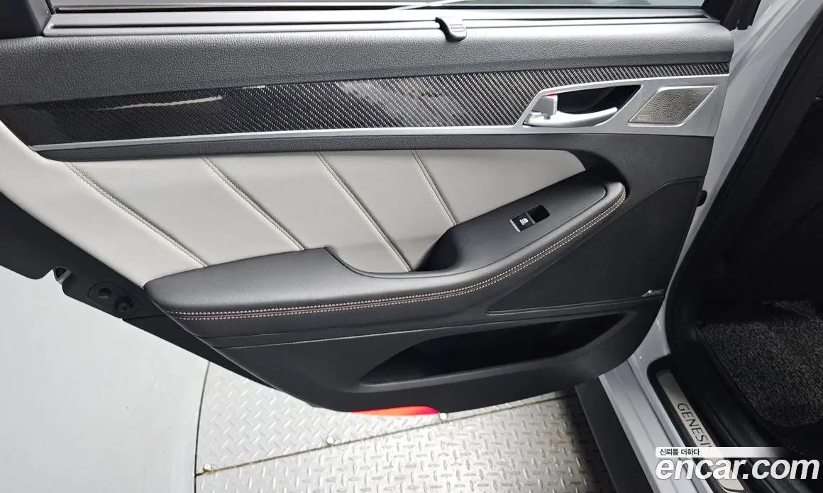 Genesis G80 2018 3.3 автомат (гидро), фото 15 Genesis G80 2018 3.3 автомат (гидро), фото 15