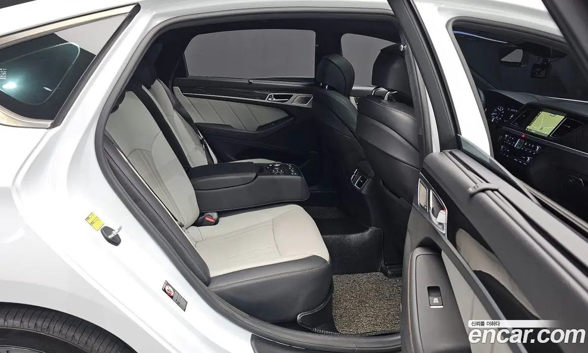 Genesis G80 2018 3.3 автомат (гидро), фото 17 Genesis G80 2018 3.3 автомат (гидро), фото 17
