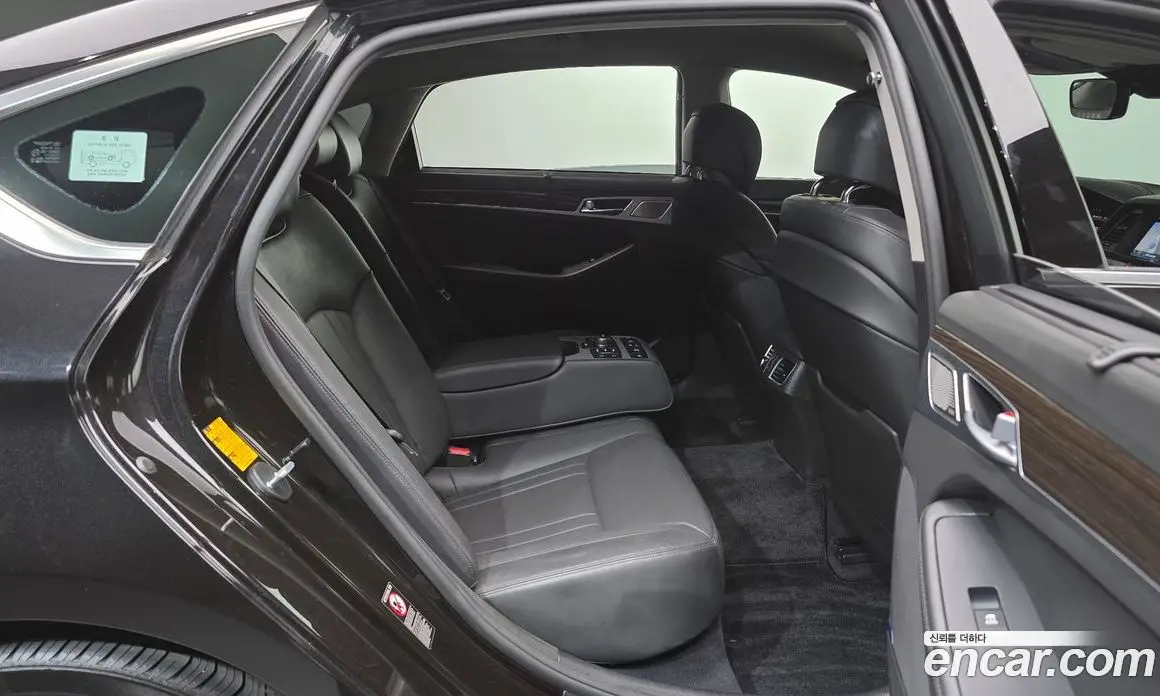 Genesis G80 2019 3.8 автомат (гидро), фото 11 Genesis G80 2019 3.8 автомат (гидро), фото 11