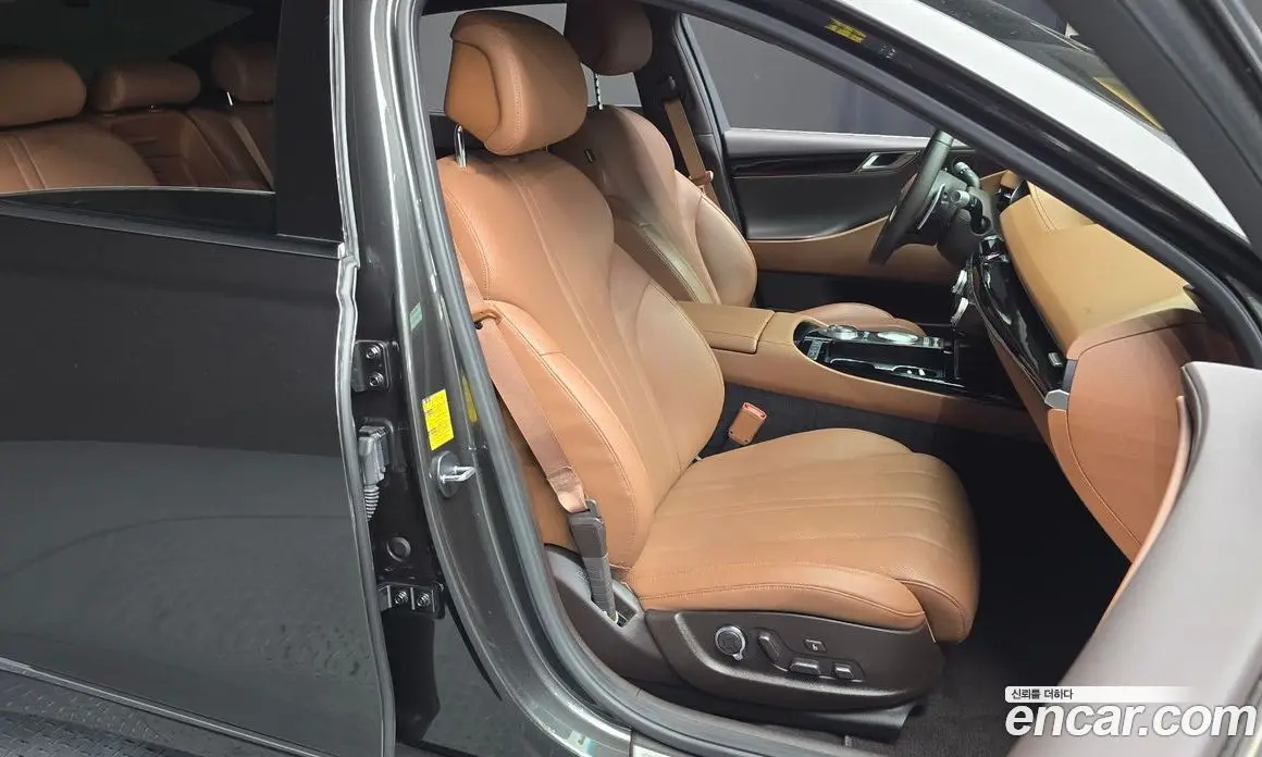 Genesis G80 2022 2.5 автомат (гидро), фото 12 Genesis G80 2022 2.5 автомат (гидро), фото 12