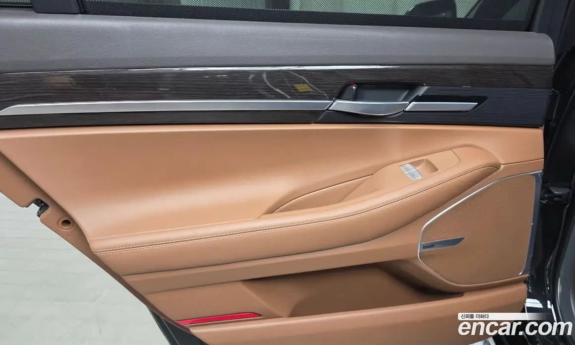 Genesis G90 2019 3.8 автомат (гидро), фото 14 Genesis G90 2019 3.8 автомат (гидро), фото 14
