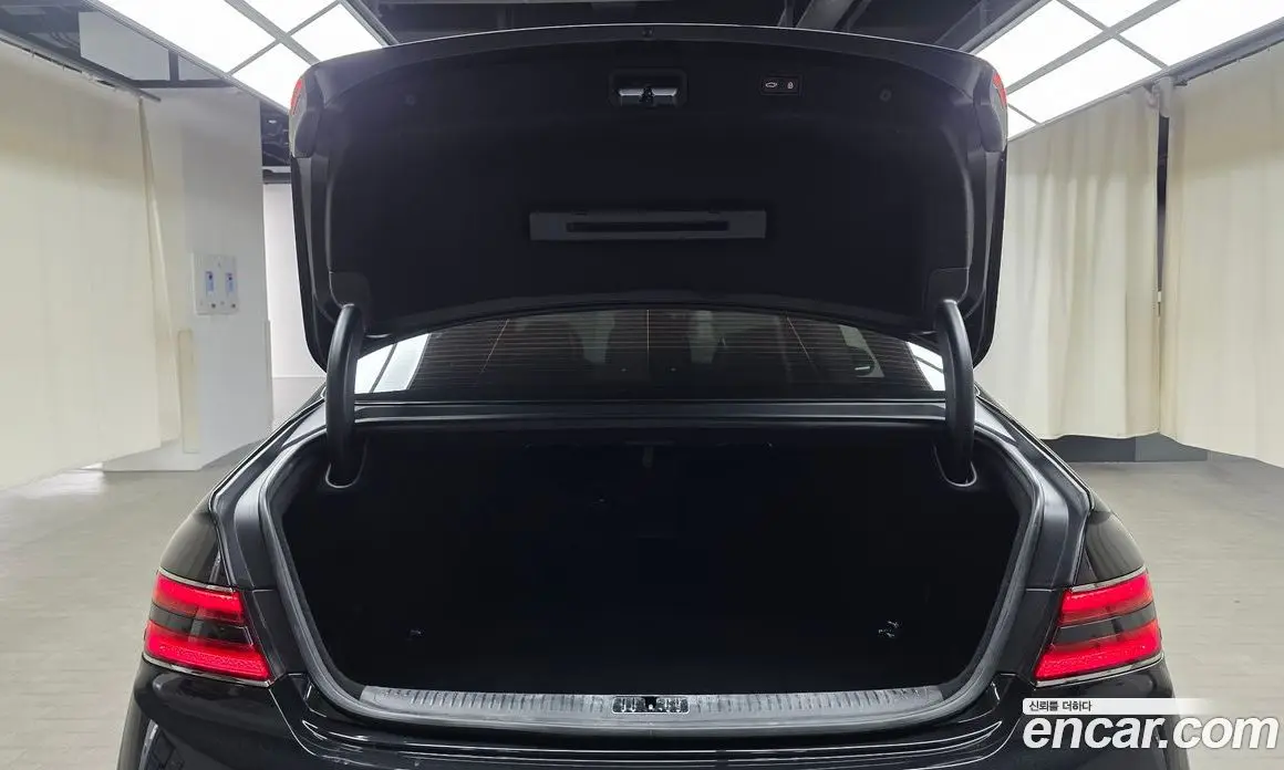 Genesis G90 2019 3.8 автомат (гидро), фото 22 Genesis G90 2019 3.8 автомат (гидро), фото 22