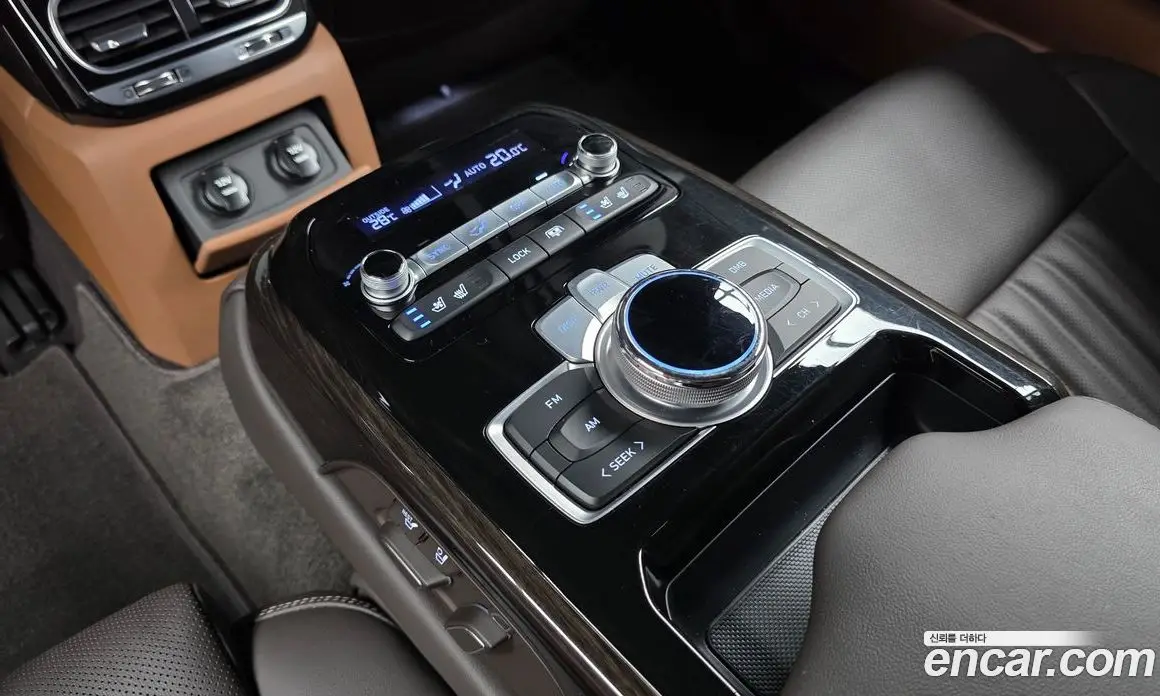 Genesis G90 2019 3.8 автомат (гидро), фото 23 Genesis G90 2019 3.8 автомат (гидро), фото 23