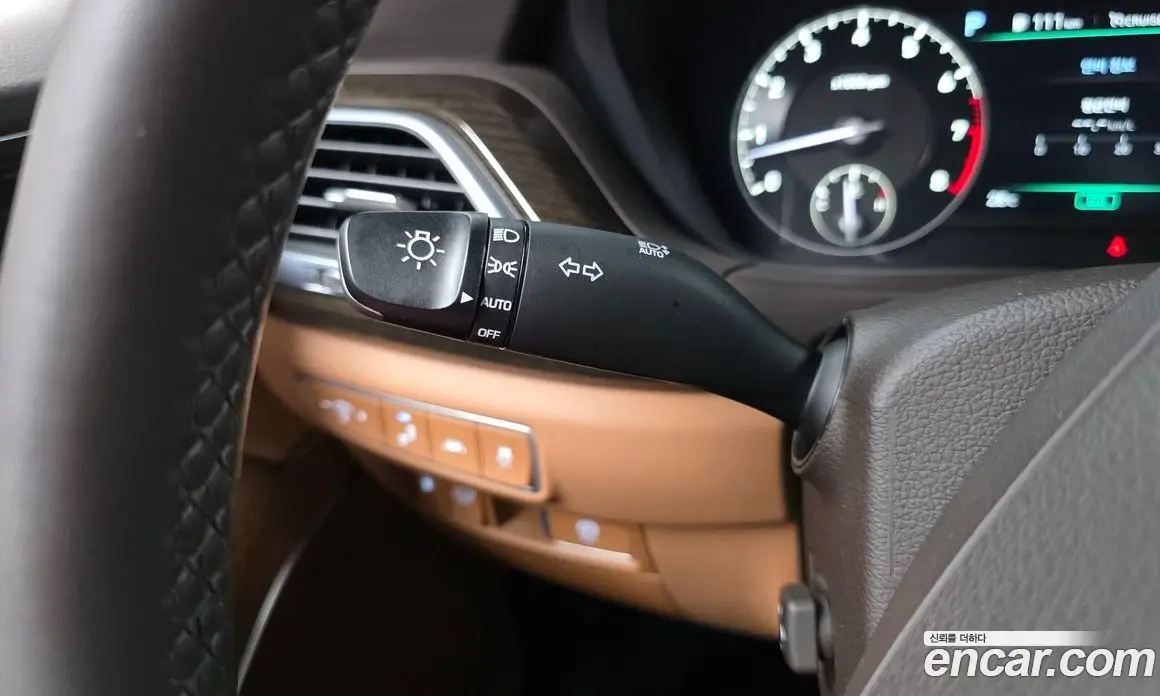 Genesis G90 2019 3.8 автомат (гидро), фото 28 Genesis G90 2019 3.8 автомат (гидро), фото 28