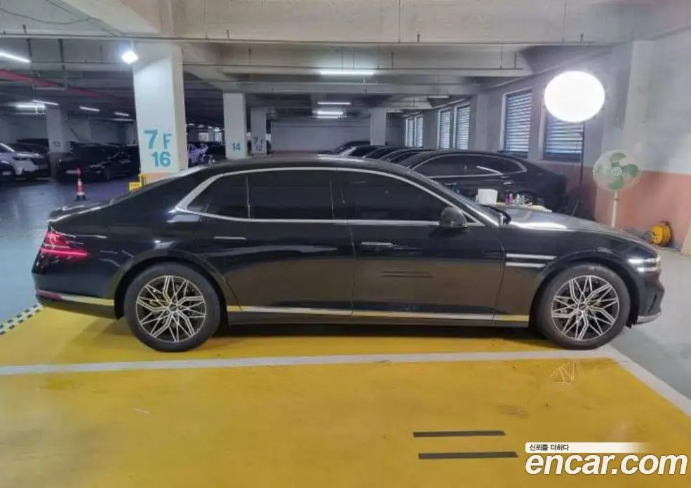 Genesis G90 2024 3.5 автомат (гидро), фото 8 Genesis G90 2024 3.5 автомат (гидро), фото 8