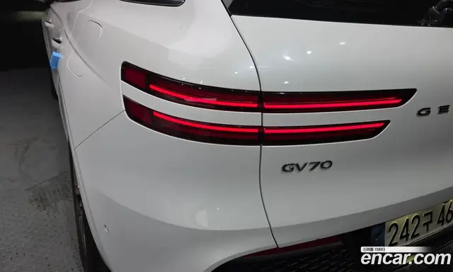 Genesis GV70 2021 2.5 автомат (гидро), миниатюра 9