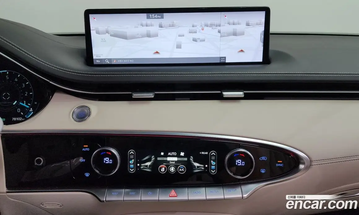 Genesis GV70 2022 2.5 автомат (гидро), фото 18 Genesis GV70 2022 2.5 автомат (гидро), фото 18