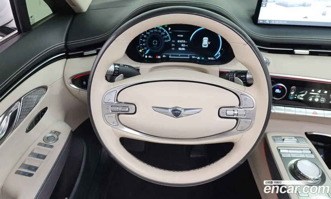 Genesis GV70 2022 2.5 автомат (гидро), фото 19 Genesis GV70 2022 2.5 автомат (гидро), фото 19