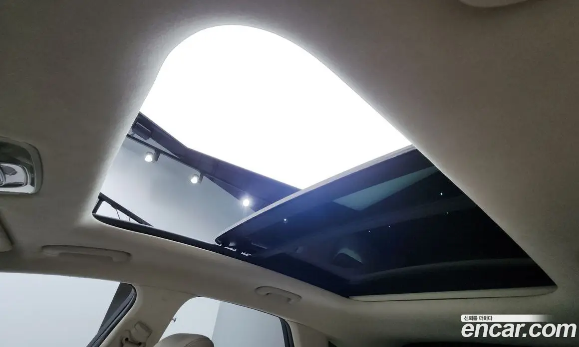Genesis GV70 2022 2.5 автомат (гидро), фото 23 Genesis GV70 2022 2.5 автомат (гидро), фото 23