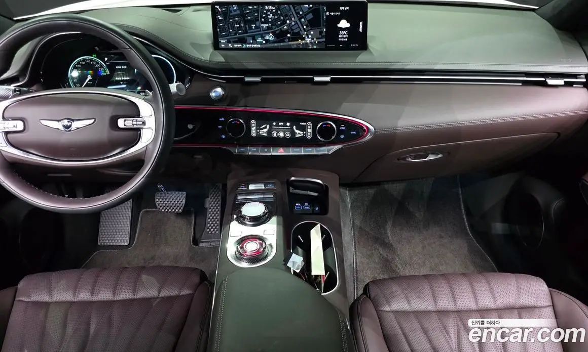 Genesis GV70 2023 2.5 автомат (гидро), фото 10 Genesis GV70 2023 2.5 автомат (гидро), фото 10