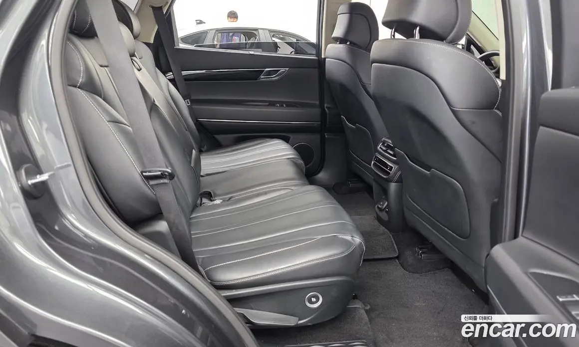 Genesis GV80 2021 2.5 автомат (гидро), фото 17 Genesis GV80 2021 2.5 автомат (гидро), фото 17