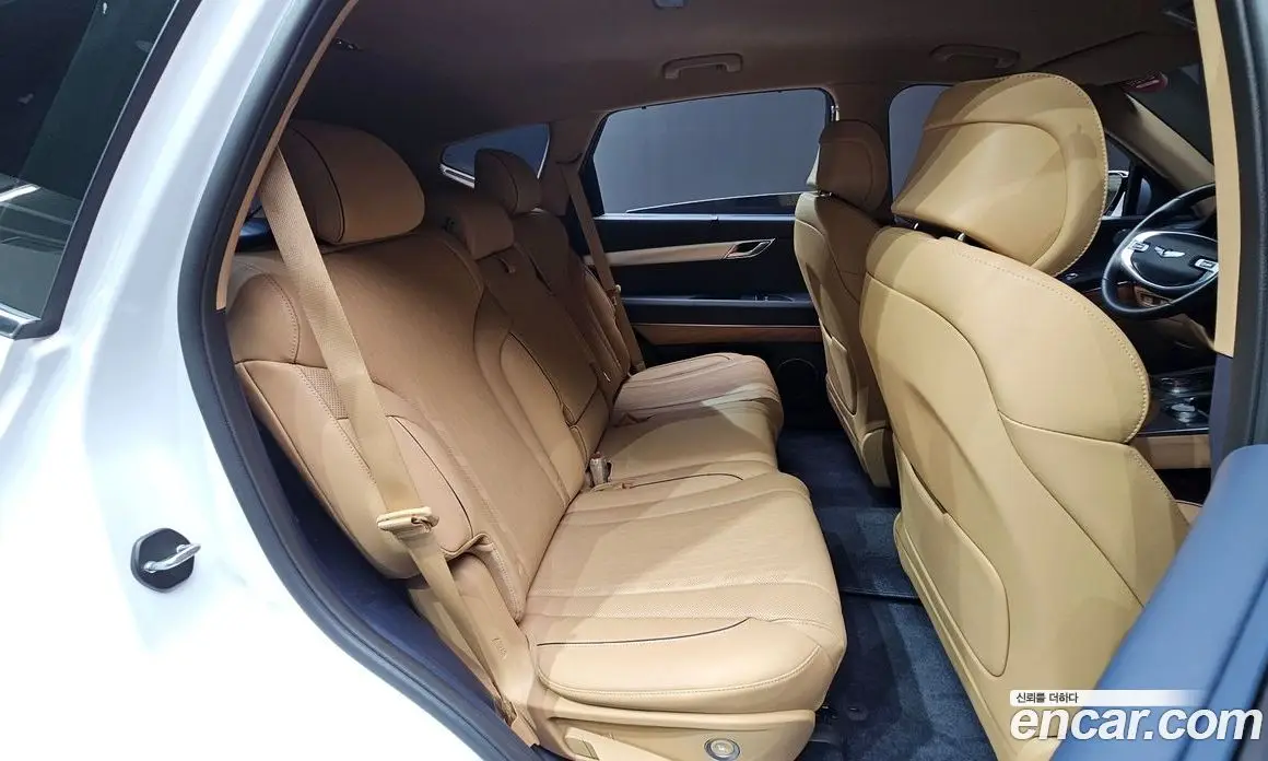 Genesis GV80 2023 2.5 автомат (гидро), фото 17 Genesis GV80 2023 2.5 автомат (гидро), фото 17