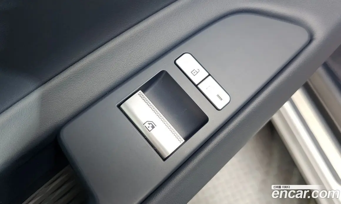 Genesis GV80 2023 2.5 автомат (гидро), фото 28 Genesis GV80 2023 2.5 автомат (гидро), фото 28