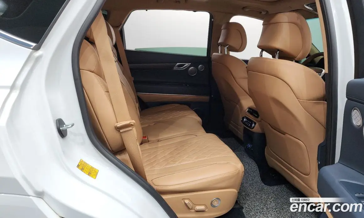 Genesis GV80 2023 2.5 автомат (гидро), фото 17 Genesis GV80 2023 2.5 автомат (гидро), фото 17