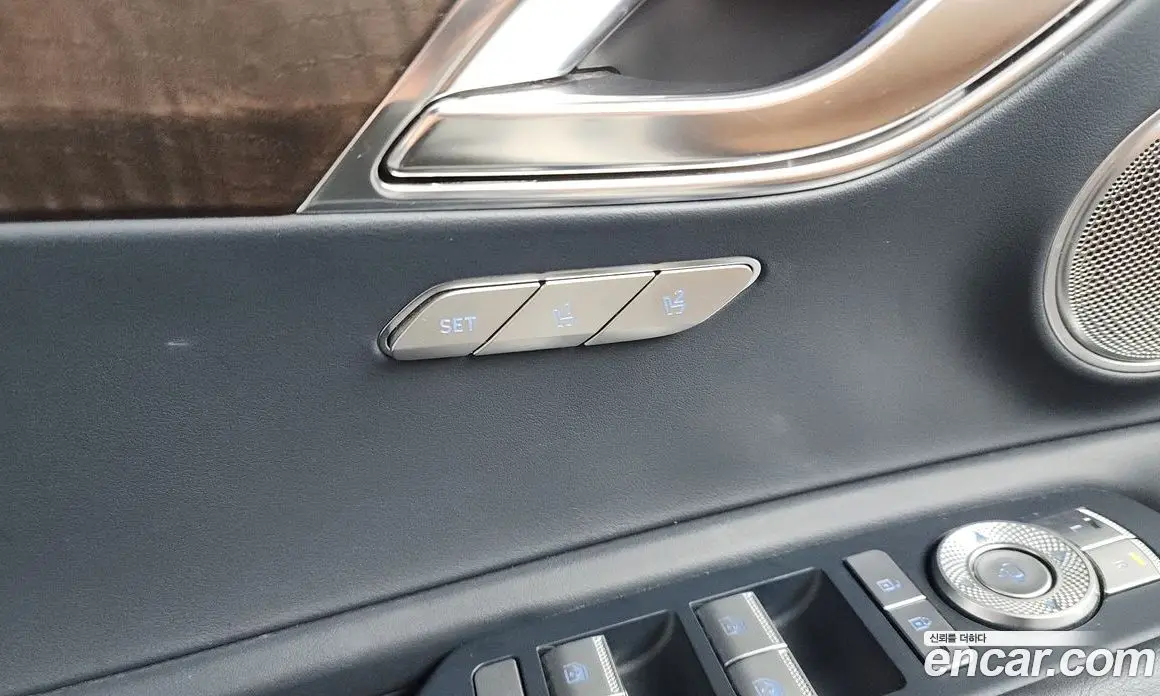 Genesis GV80 2023 2.5 автомат (гидро), фото 35 Genesis GV80 2023 2.5 автомат (гидро), фото 35