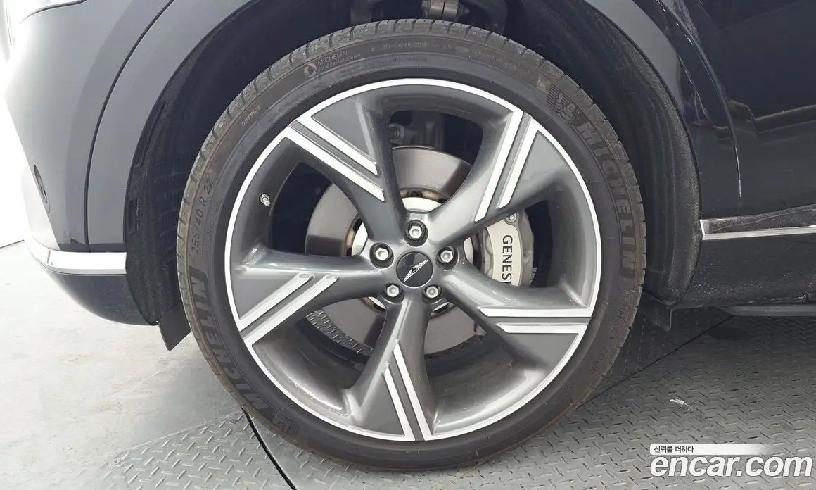 Genesis GV80 2024 2.5 автомат (гидро), фото 5 Genesis GV80 2024 2.5 автомат (гидро), фото 5