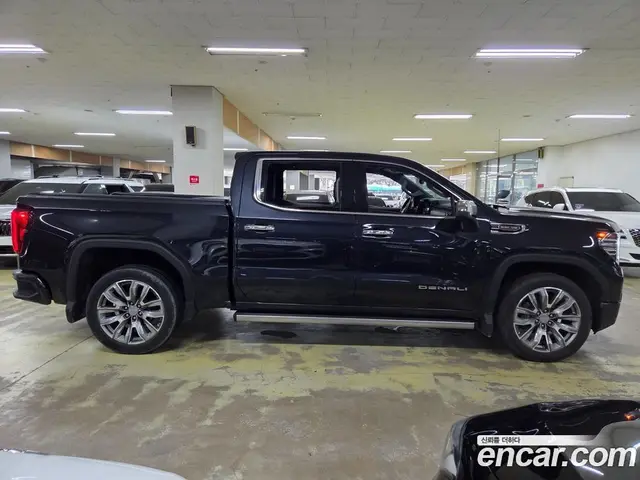 GMC Sierra 2023 6.2 автомат (гидро), миниатюра 5